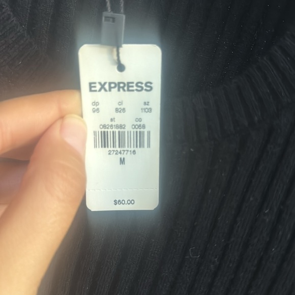 Beautiful black top from express nwt - Picture 3 of 3